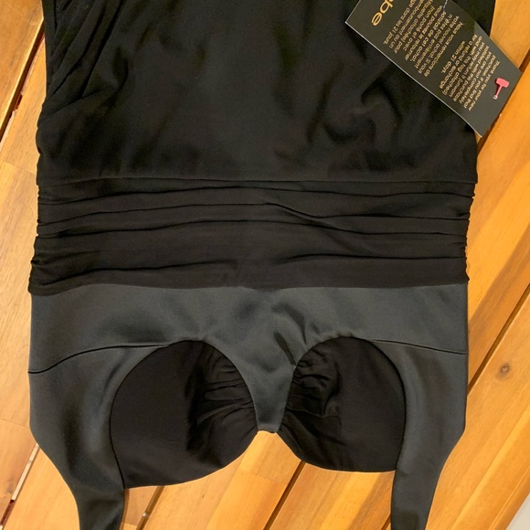 Never worn, Bebe Bodycon, bustier, halter dress. - Picture 4 of 8